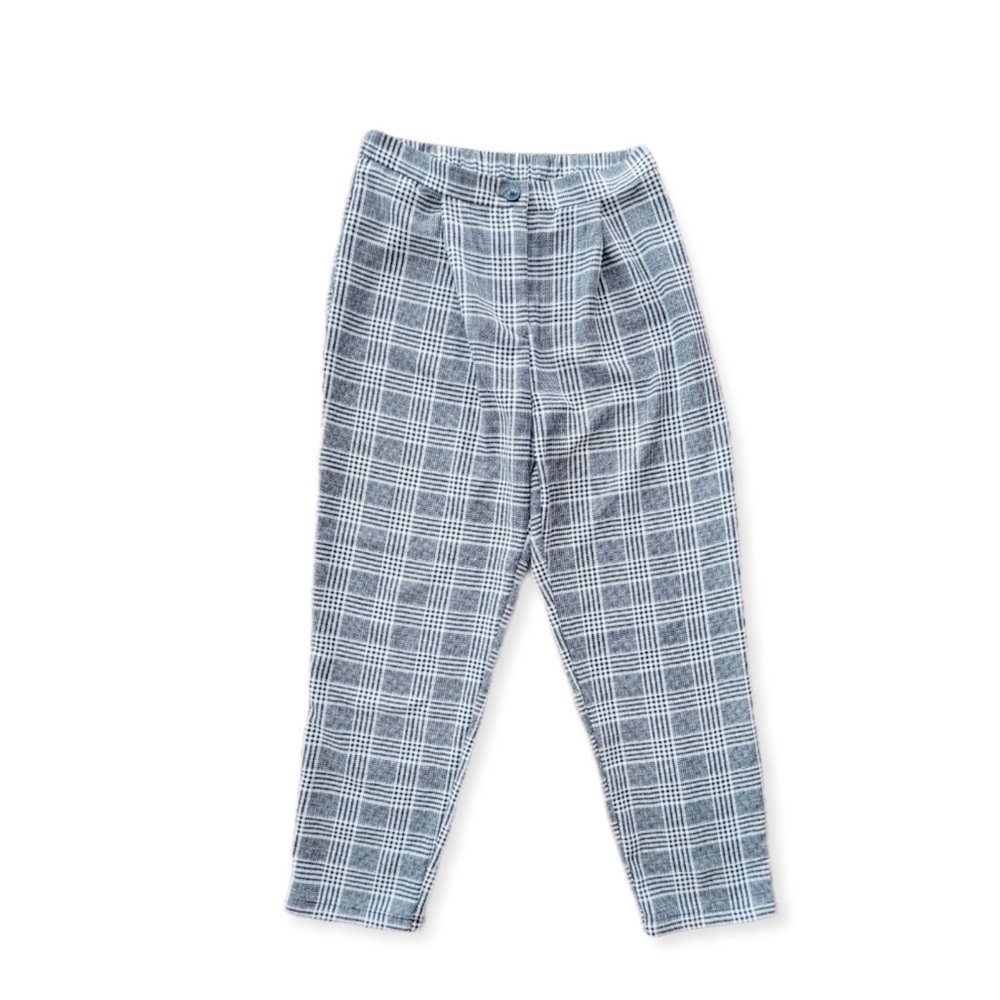 Divided plaid pants Sz 6 black white casual